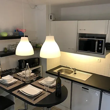 Dans Un Ecrin De Verdure הייר