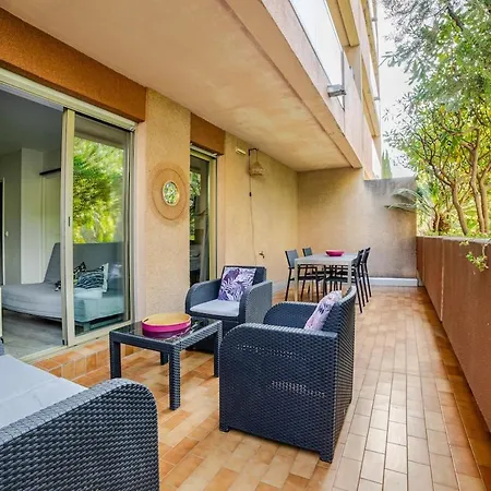 Appartement Calme, Clim, Patio Xxl, Piscine&parking
