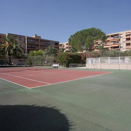 Calme, Clim, Patio Xxl, Piscine&parking Appartement