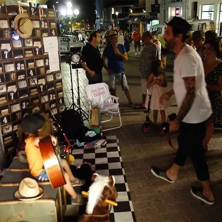 Dans Un Ecrin De Verdure Hyères
