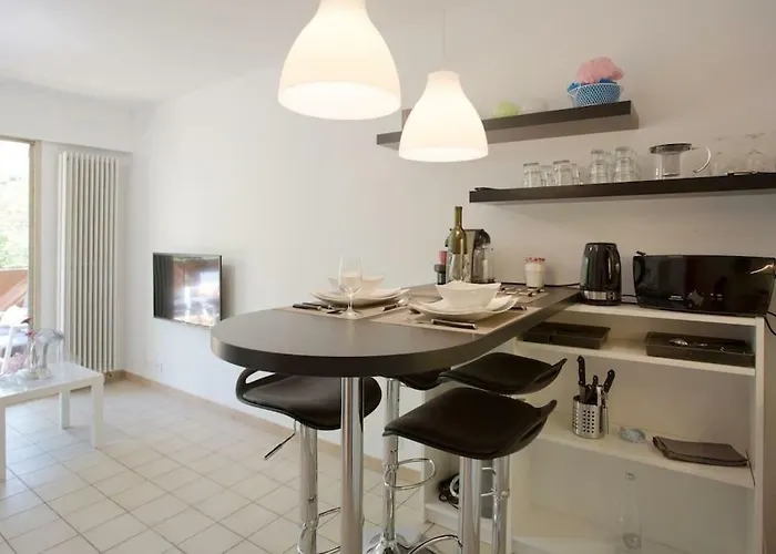 Lejlighed Dans Un Ecrin De Verdure Hyères